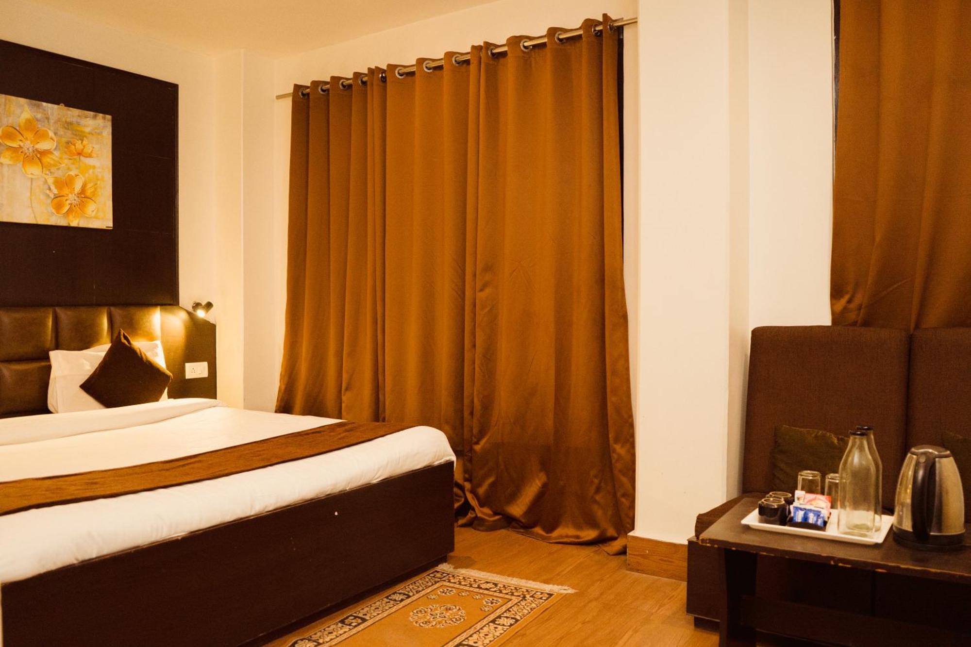 Hotel Siddhi Vinayak Regency, Mg Marg Gangtok Buitenkant foto