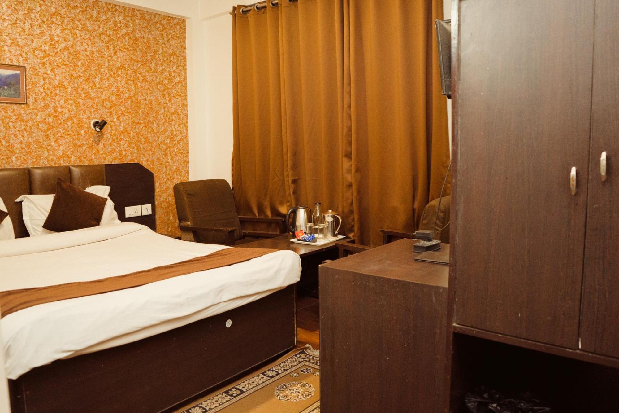 Hotel Siddhi Vinayak Regency, Mg Marg Gangtok Buitenkant foto