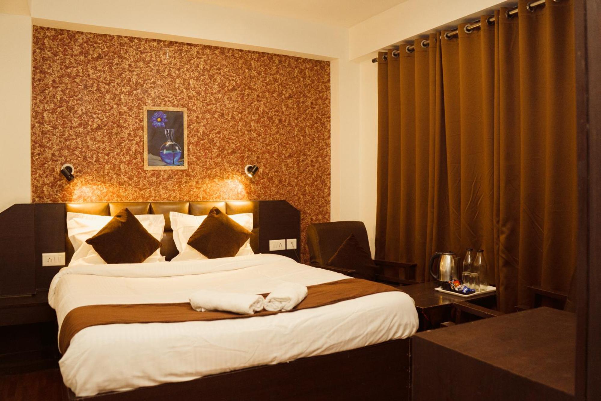 Hotel Siddhi Vinayak Regency, Mg Marg Gangtok Buitenkant foto