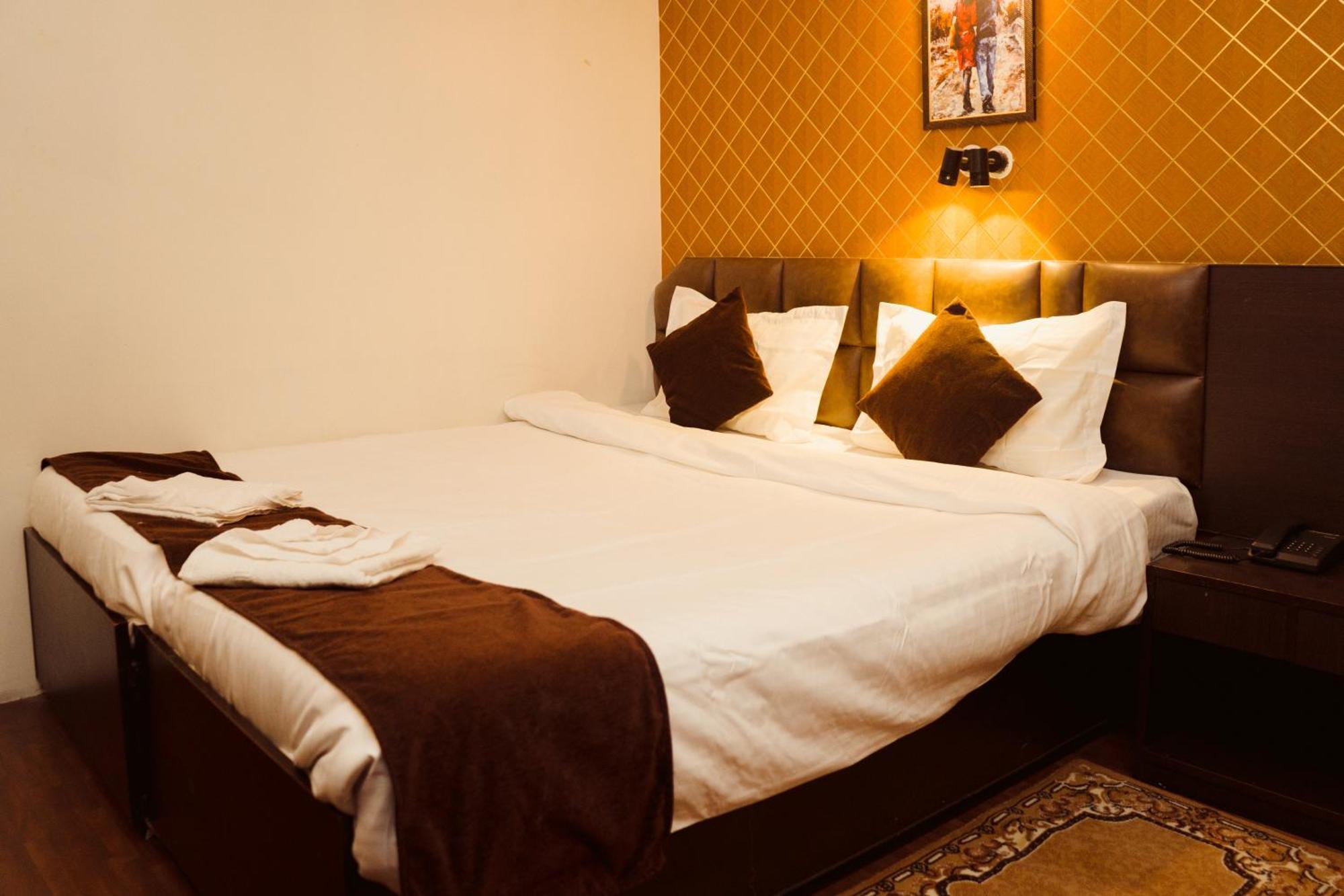Hotel Siddhi Vinayak Regency, Mg Marg Gangtok Buitenkant foto